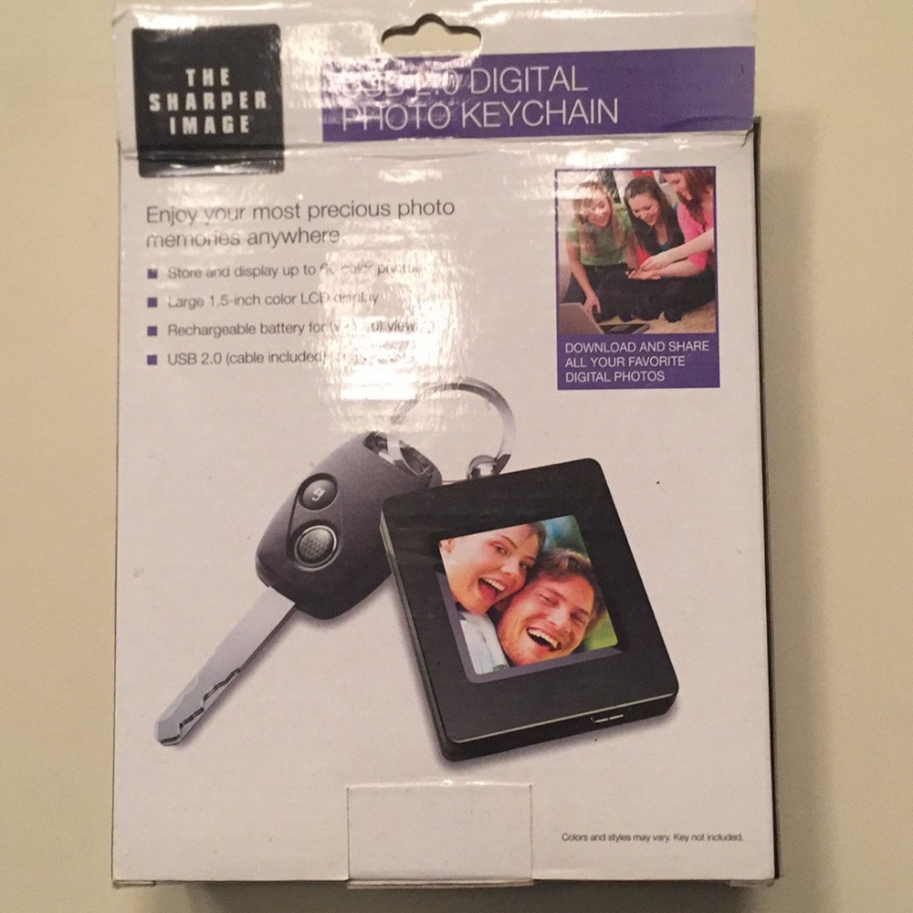 USB Digital Photo Keychain - Picture 5 of 5